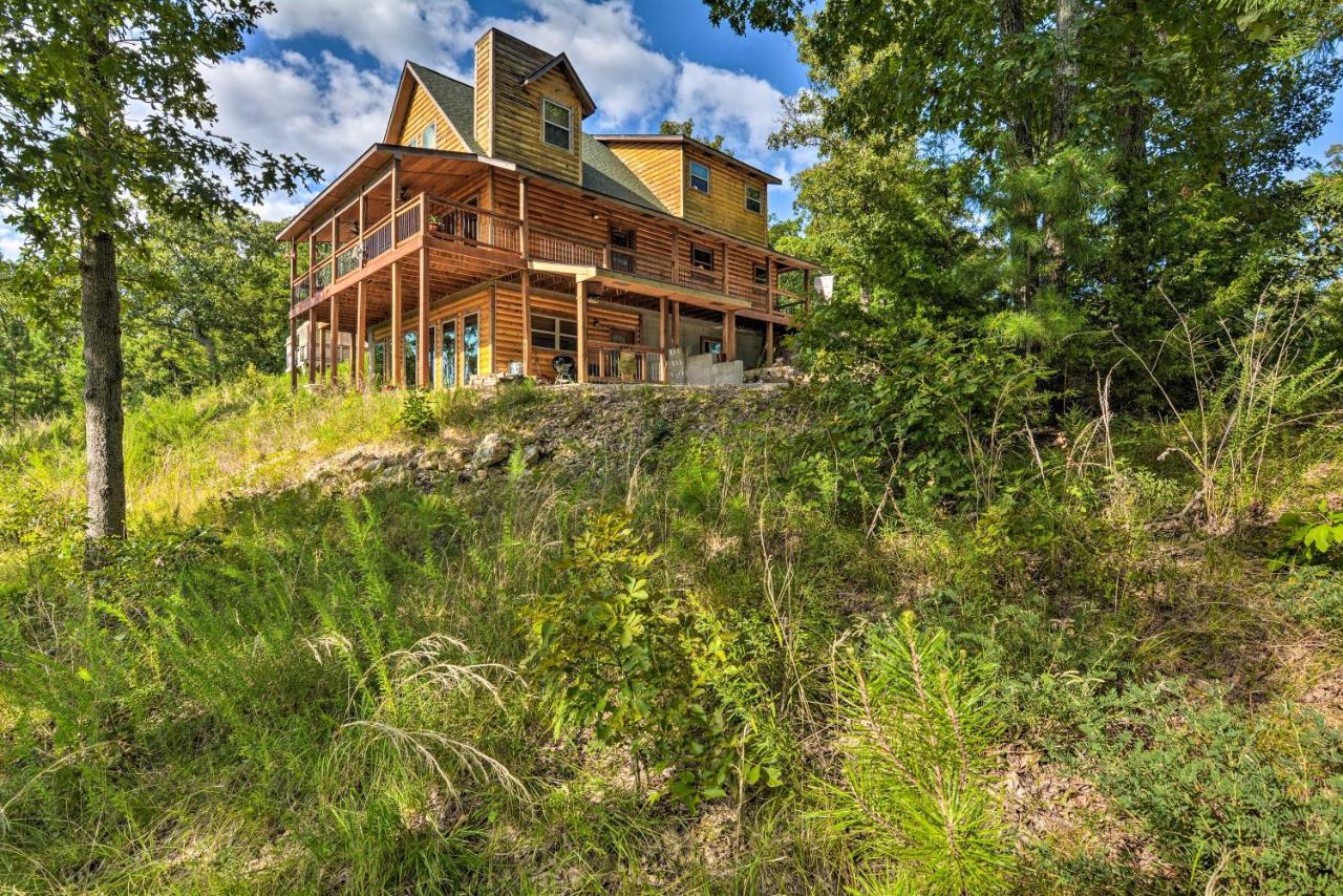 Spacious Log Cabin With Fire Pit And Game Room! Юрика Спрингс Экстерьер фото